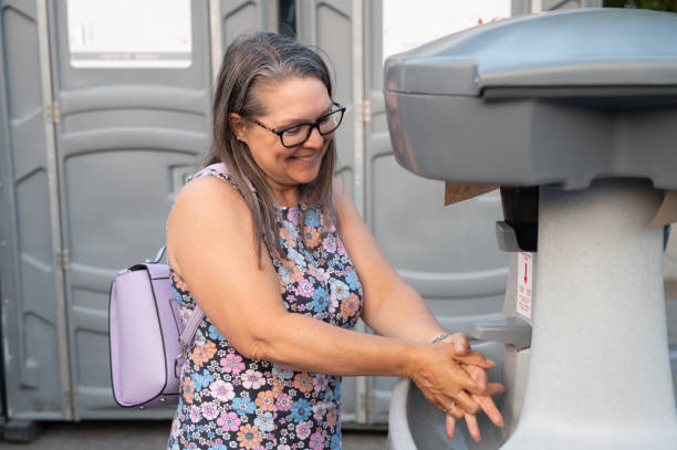 Best Portable bathroom rental  in Glespie, IL